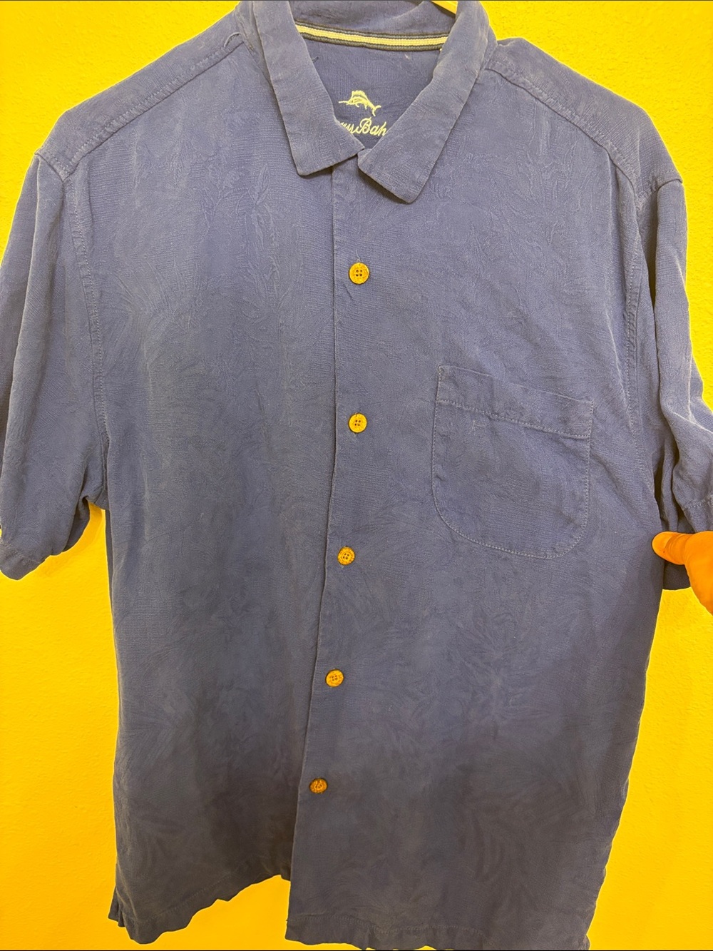 Tommy Bahama Men’s Button Up